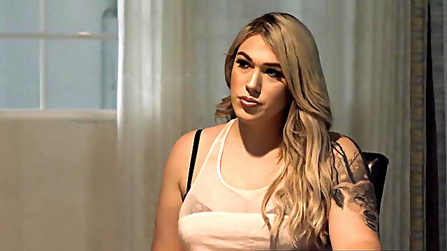 Aspen Brooks sensual fuck with detective Chad Diamond