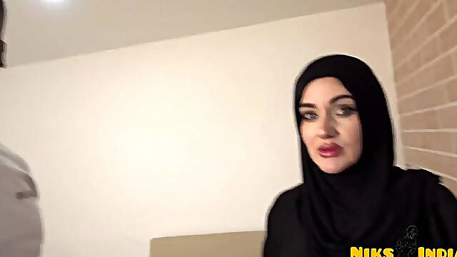 Hijabi Mother Takes Huge Bbc In Big Ass Doggystyle
