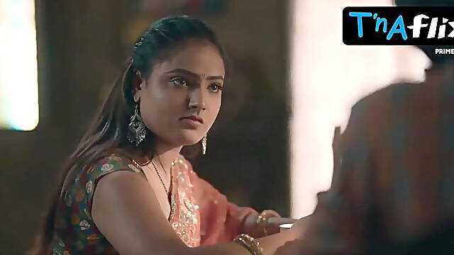 Rani Pari Sexy Scene in Pehredaar 2