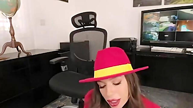 Carmen Sandiego Cosplay Parody in VR POV