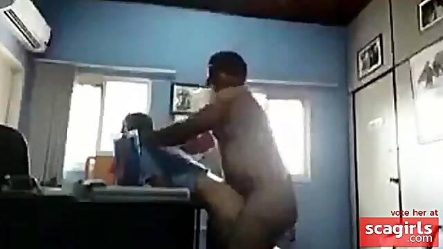 おじさんと少女