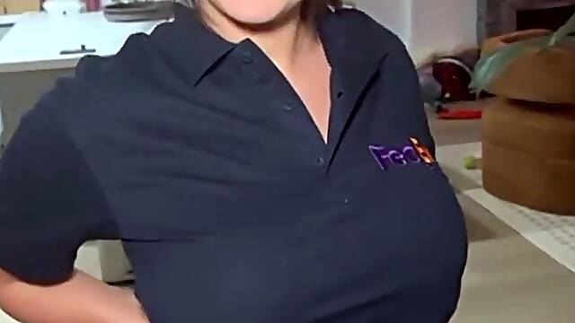 Salarrea Sex Tape FedEx Delivery