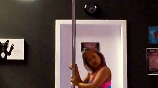 Amateur his tall blonde fetish masturbating on live webcam