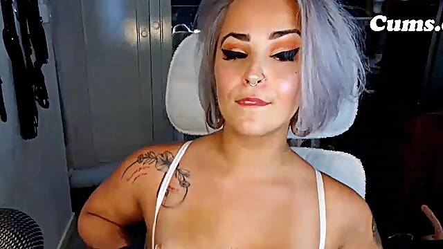 Blonde’s Wild Private Show