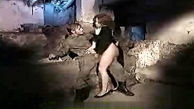 Classic italian big ass anal