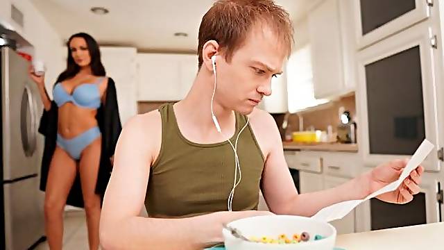 Big-boobed chick Sofi Ryan gets screwed from behind on the cam