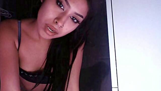 Cute amateur brunette naughty in solo jerking show on camera