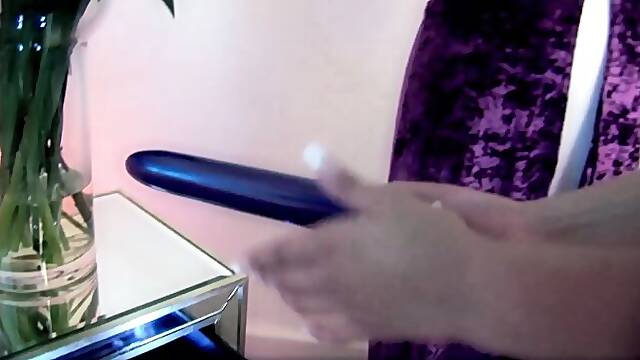 Gentle Michelle Thorne and Romana Ryders high heels clip