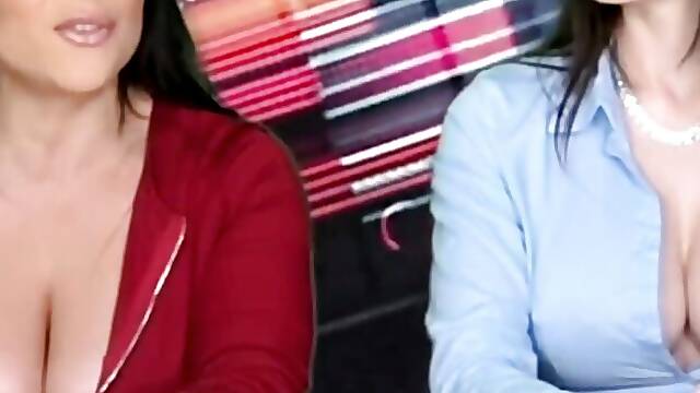 Lexi and Carmelas webcam dirt