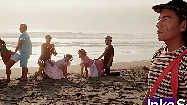 Hot Acapulco step-family tradition. Wild orgy by the beach