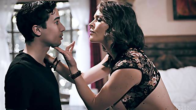 初体験　少年, 人妻 少年, チェリーボーイ, 人妻美人