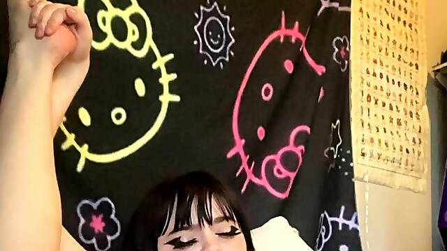 Amateur Blonde Teen Plays Solo with Toy Webcam Porn