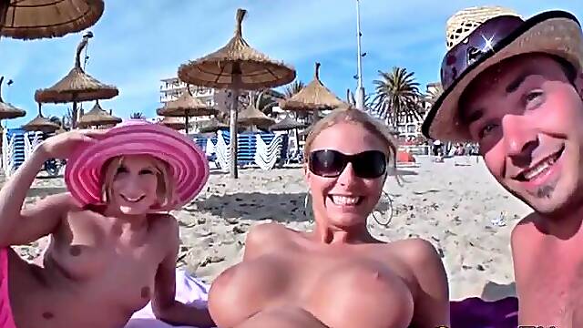 Hooters-german-banged: Big Tits, Babe Lesbian Porn