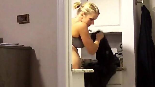 Spying on busty milf: Big Tits, Mature Milf Big Tits Porn