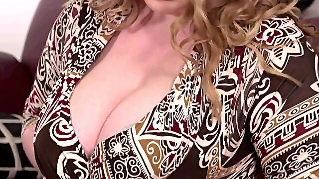 Tiffany Blues Big Tits and Creamy Flesh Striptease