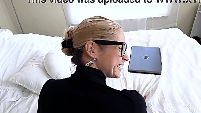 Mature step mom with big boobs takes care of stepsons boner