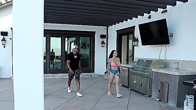 Deep screwing with Payton Preslee and Neptune