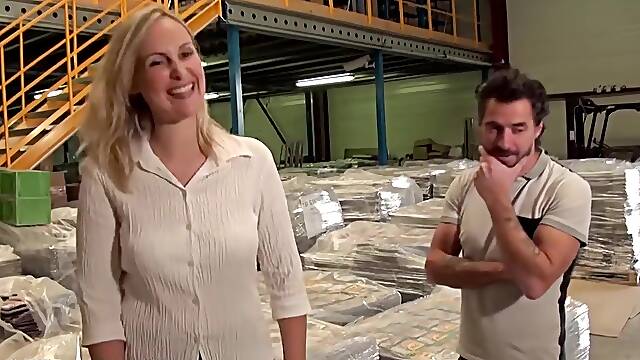 French Milf Sonia Fuck At Work