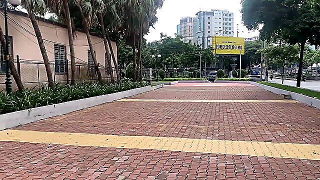 Asian beauty gets her pussy pounded in Saigon