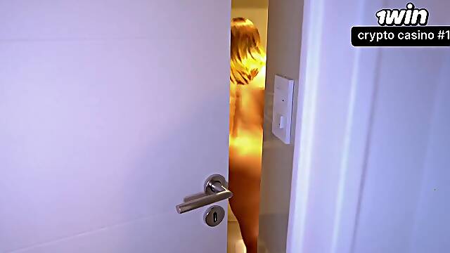 Stepsis shags you while making popcorn - the greatest XXX porn!