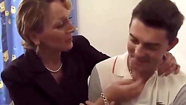 Bendo A Mi Esposa, Francesas Xozilla, Mama Francesa Anal