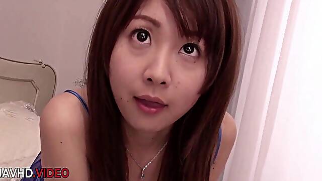 Japanese beauty shares exciting camera moment