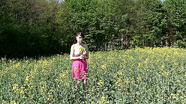Picking flowers before going inside for a hardcore fuck