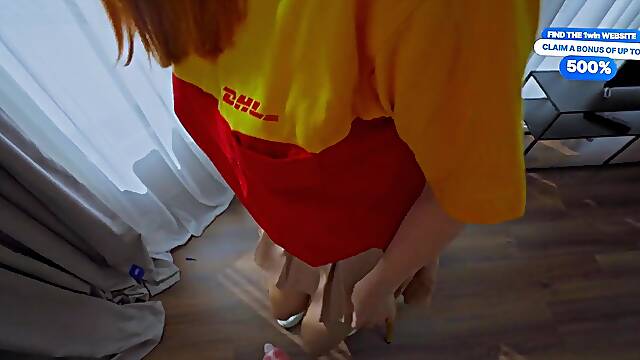 Pervy courier drilled out of a fucking-rubber for an additional pay. Jizz flow for cute Polish kurwa