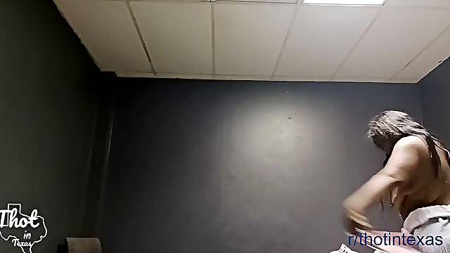 Thot in Texas - Backroom is Intimate at Hews for 1 on 1 Sexy sex
