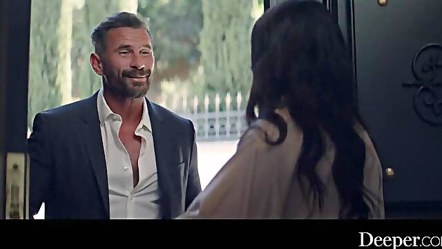 Deeper. Shy and hot gamer Violet Myers plays suit costume up