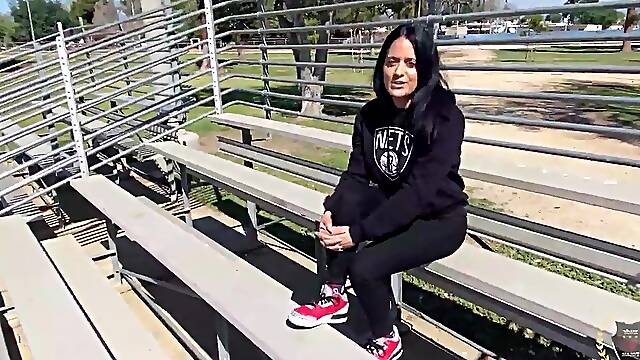 Yolanda Yamz Rome Major Curvy Brunette hair mother Id like to fuck Outdoor Forest Excitement
