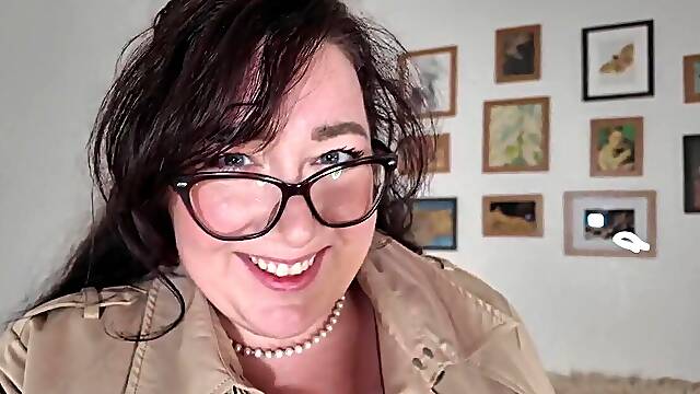Lonely big beautiful woman mother Id like to fuck Jayne Desires Your Cum