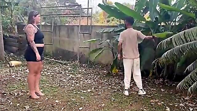 I banged the twat of the slutty married woman - The wench came looking for me during my shift and I screwed her twat right there in the backyard.
