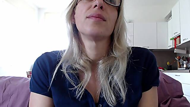 ITALIAN mother Id like to fuck relaxes her student with the sexiest JOI movie scene u will ever watch (REAL ITALIAN mother Id like to fuck)