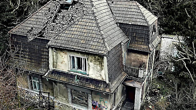 Kinky Slavery Creampie (Perverse Family)