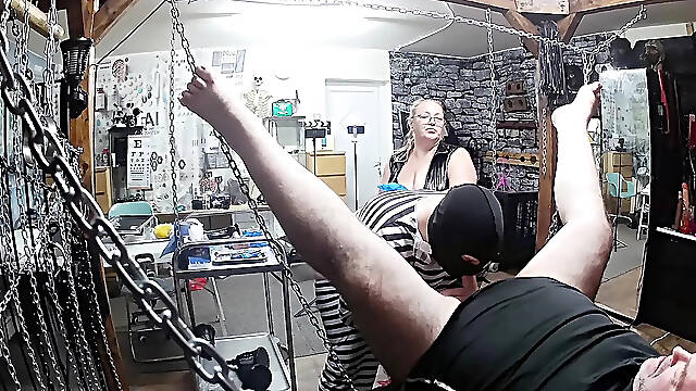 Part two:- Lanista Bear & Dominatrix Satana takes Well-Hung in the dungeon for the 1st time.