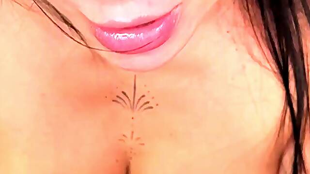 Breasty mother Id like to fuck Colombian Silvana Lee Gets In Brian Evansxs Car To End Up Banging At Home