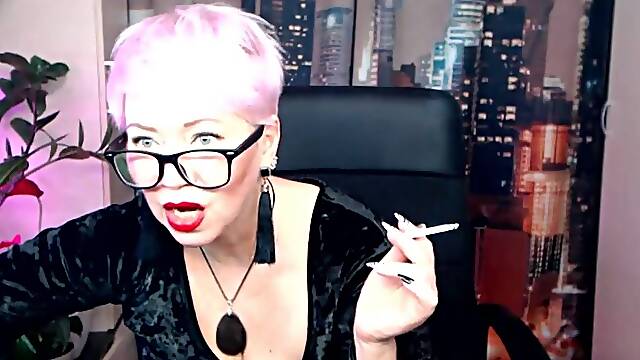 ATTENTION! The glamorous aged married whore Aimee Sexy mother Id like to fuck is dancing and masturbating for u .!. ))