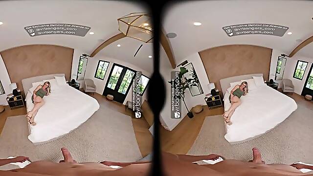 VR Bangers: Hawt Stepmom In Glasses Takes A Giant Ramrod In Her Butt And Screws Hard - VR Porn