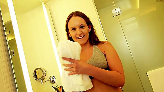 DTFSluts - douche bang-out with Daisy Stone