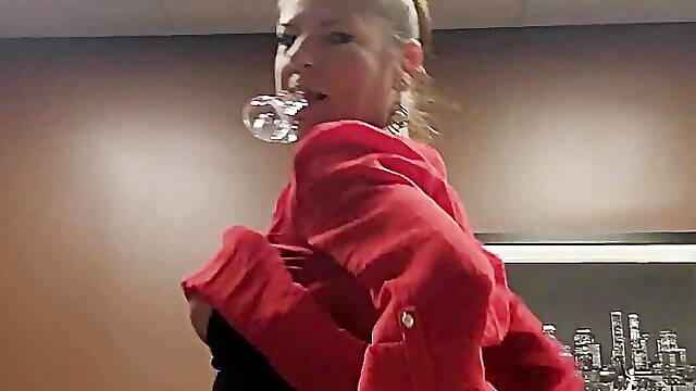 Naughty American MILF Masturbates with New Tiny Dildo at Work
