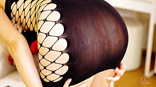 Ropa Interior Solo, Bellezas Amateurs, Mostrando Lencería