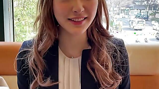 English Dubbing As soon as they hotain, they have sex as a reward for their hard work in sales!