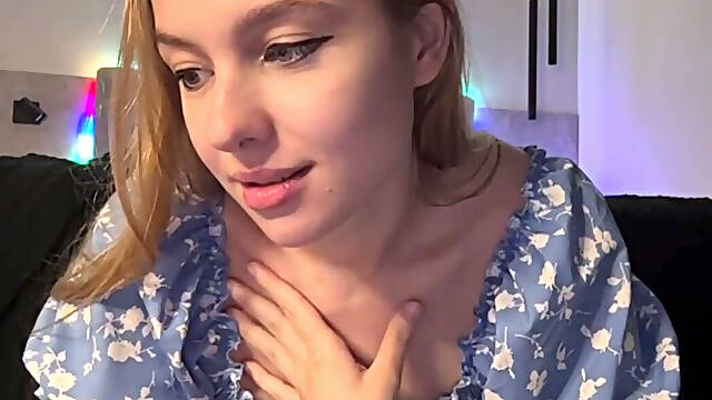 First time masturbating virgin pussy