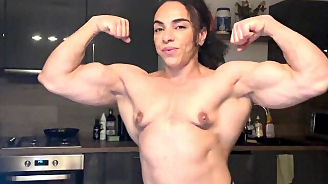 This body shouldnt be under some clothes