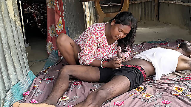Desi pados ki bhabhi ki land Chus aaya aur gand Mari hardcore sex fouking