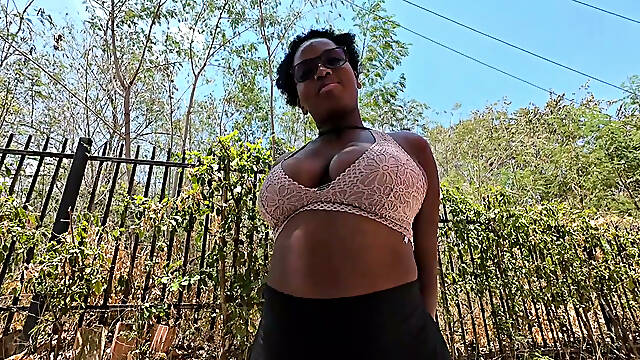 Breaking Her In Ebony Newbie Outdoor Model Casting Nice Ass Tits Pierced Slim Thick Bitch Got The Hoe Path Walking - Jhodez1