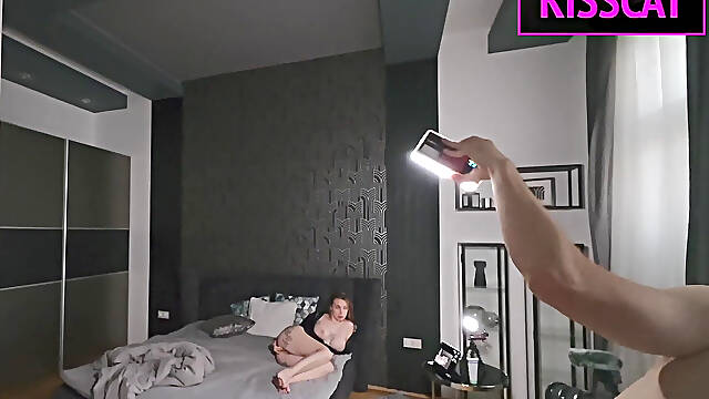 S5e3 Behind-the-scenes Pt 3: Step Mom & Matthew Meier Heat up Share Bed