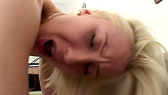 Lexinghton on Blonde - Vol. #01 - (full Original Movie)