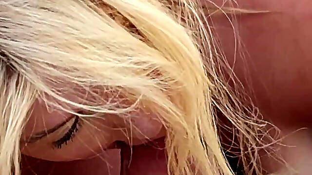 Busty Sophia Isabella